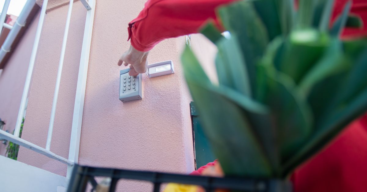 front door lock key — Cliffside Park Locksmith