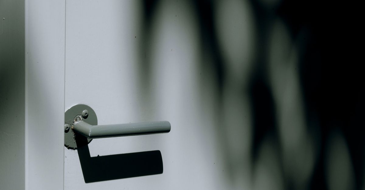 25 Specific Storefront Door Hardware Services We Provide — Cliffside Park Locksmith